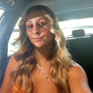 Meet your Posher, Shea